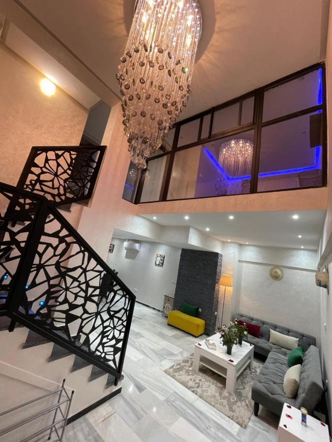 Appartement En Duplex Avec 3 Chambres Haut Standing Gueliz Marrakech 马拉喀什 外观 照片